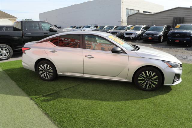 2024 Nissan Altima SV FWD