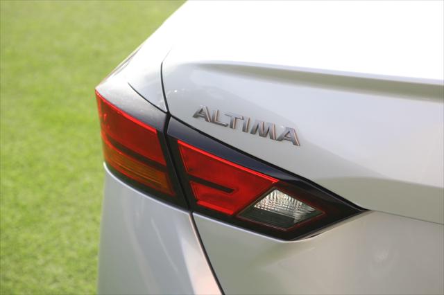 2024 Nissan Altima SV FWD