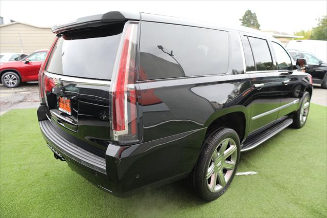 2020 Cadillac Escalade ESV 4WD Luxury
