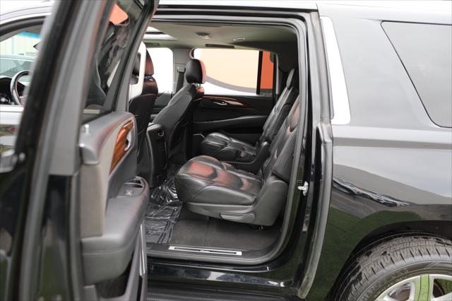 2020 Cadillac Escalade ESV 4WD Luxury