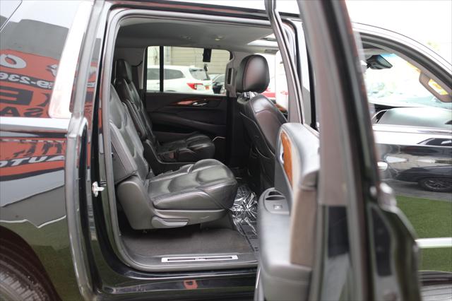 2020 Cadillac Escalade ESV 4WD Luxury