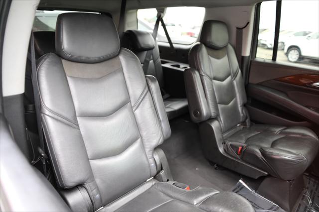 2020 Cadillac Escalade ESV 4WD Luxury