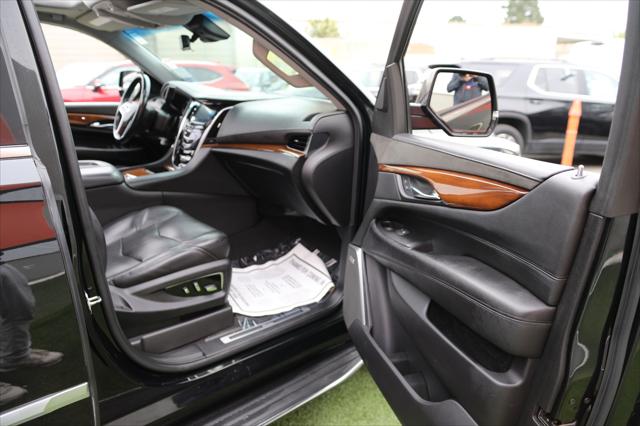 2020 Cadillac Escalade ESV 4WD Luxury