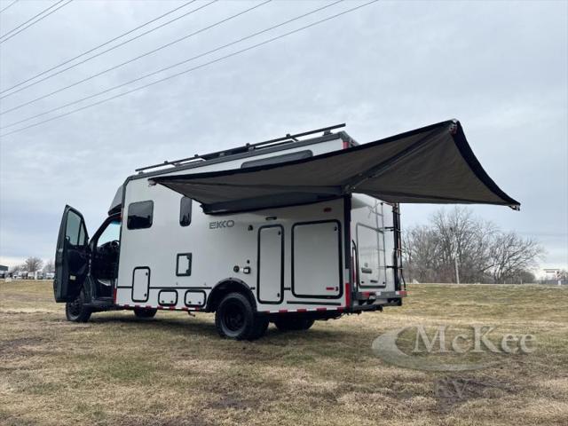 2025 Mercedes-Benz Sprinter 3500XD Chassis Standard Roof 4-Cyl Diesel HO