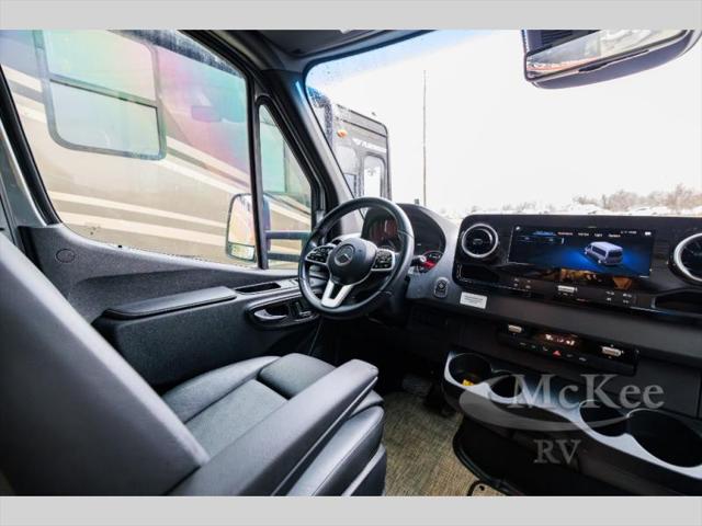 2025 Mercedes-Benz Sprinter 3500XD Chassis Standard Roof 4-Cyl Diesel HO