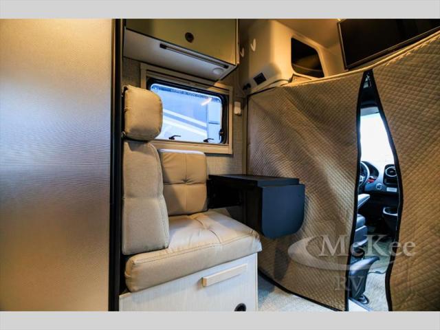 2025 Mercedes-Benz Sprinter 3500XD Chassis Standard Roof 4-Cyl Diesel HO
