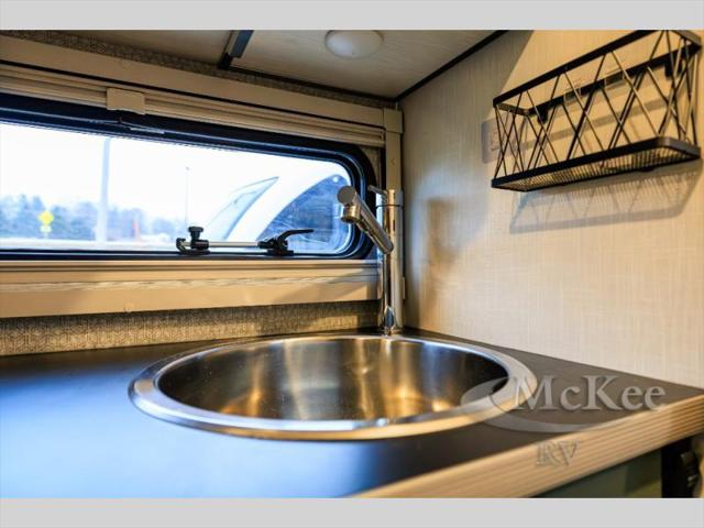 2025 Mercedes-Benz Sprinter 3500XD Chassis Standard Roof 4-Cyl Diesel HO
