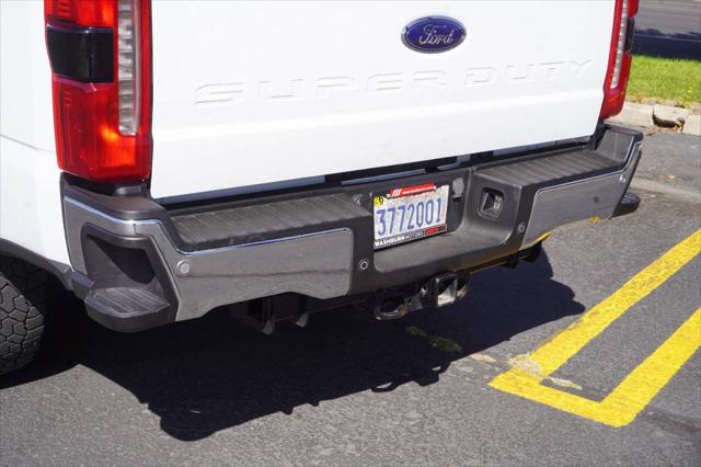 2023 Ford F-350 LARIAT