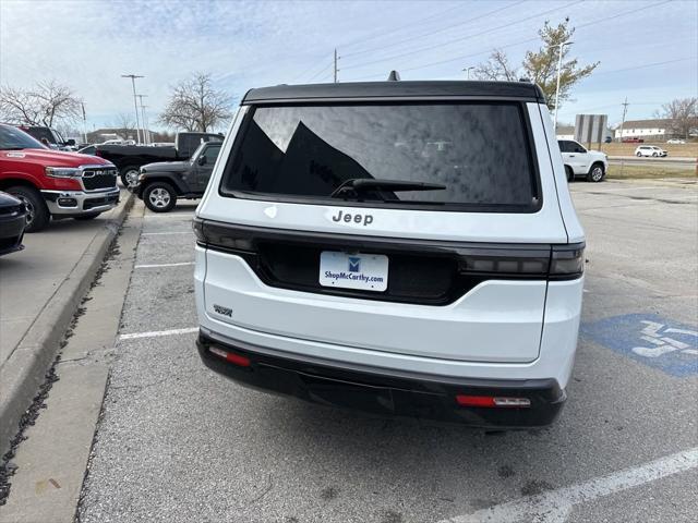 2026 Jeep Grand Wagoneer L Summit Obsidian 4x4