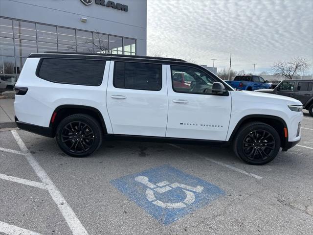 2026 Jeep Grand Wagoneer L Summit Obsidian 4x4