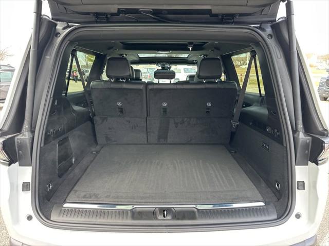 2026 Jeep Grand Wagoneer L Summit Obsidian 4x4