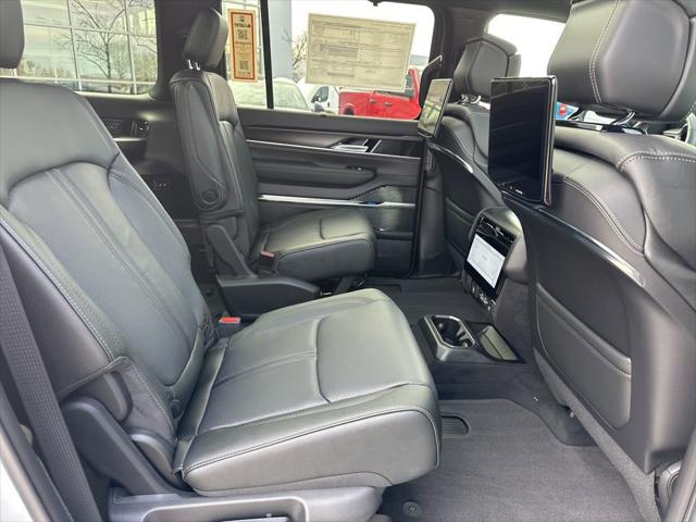 2026 Jeep Grand Wagoneer L Summit Obsidian 4x4