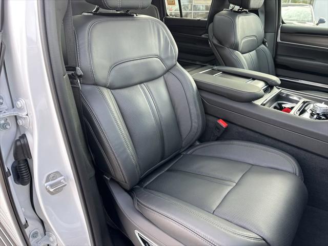 2026 Jeep Grand Wagoneer L Summit Obsidian 4x4