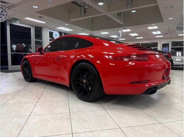 2015 Porsche 911 Carrera