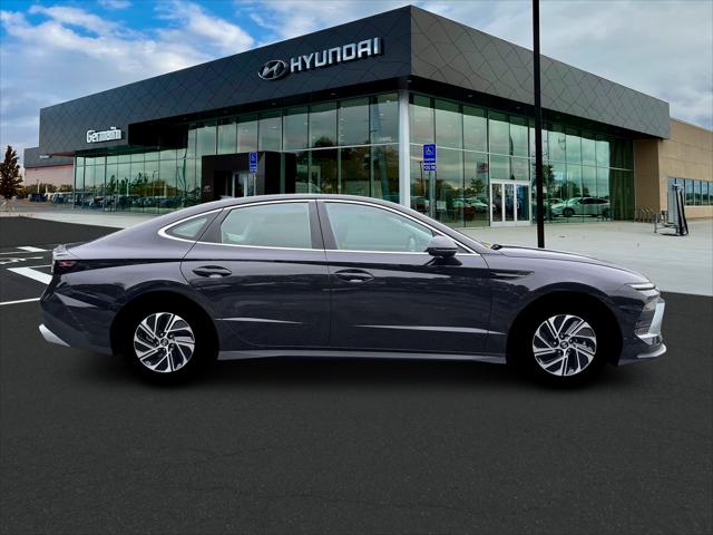 2026 Hyundai Sonata Hybrid Blue