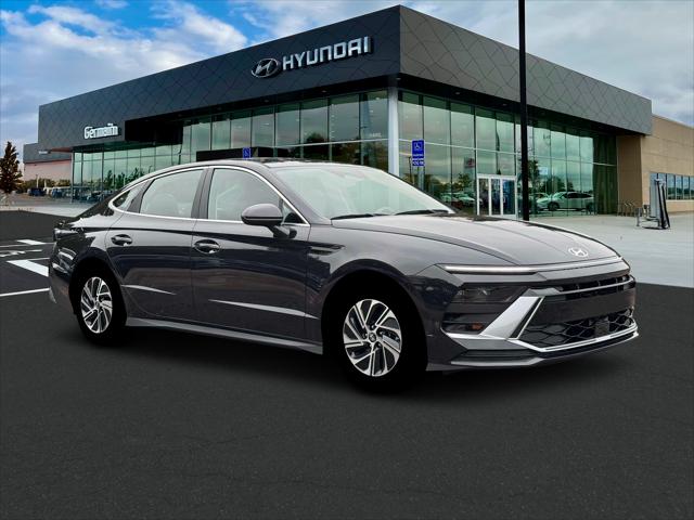 2026 Hyundai Sonata Hybrid Blue