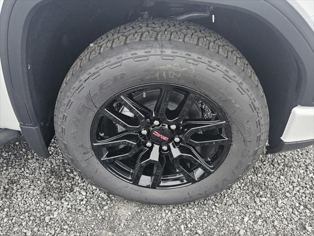 2026 GMC Sierra 1500 Crew Cab, Short Bed, Pro, 4WD