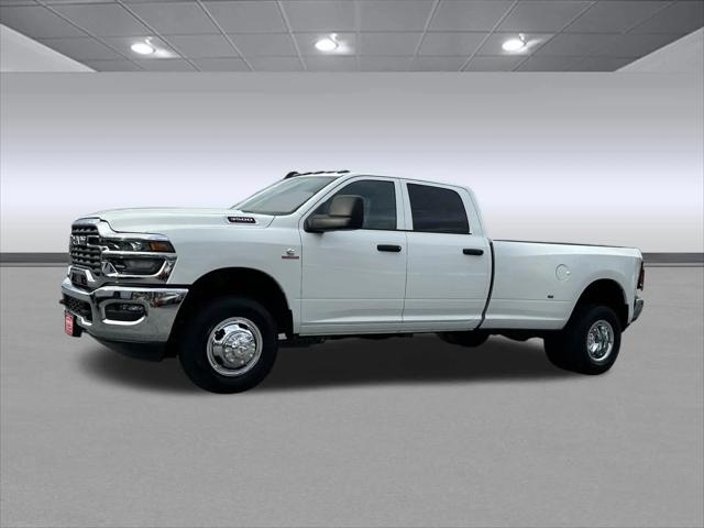 2026 RAM Ram 3500 RAM 3500 TRADESMAN CREW CAB 4X4 8 BOX