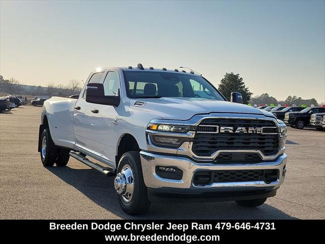 2026 RAM Ram 3500 RAM 3500 TRADESMAN CREW CAB 4X4 8 BOX