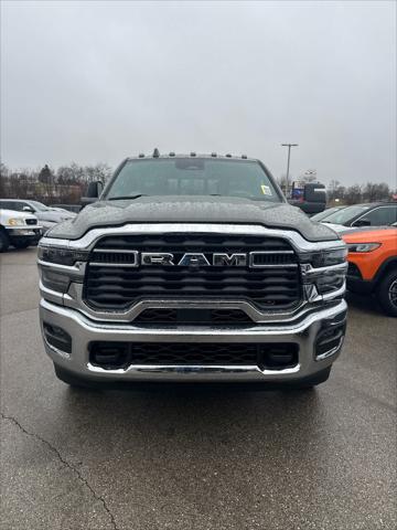 2026 RAM Ram 3500 Chassis Cab RAM 3500 BIG HORN CREW CAB CHASSIS 4X4 60 CA 2026 RAM Ram 3500 Chassis Cab RAM 3500 BIG HORN CREW CAB CHASSIS 4X4 60 CA