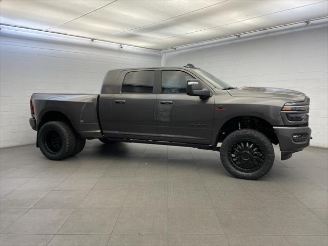 2026 RAM Ram 3500 RAM 3500 LARAMIE MEGA CAB 4X4 64 BOX