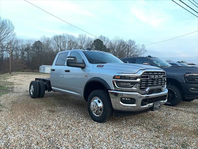 2026 RAM Ram 3500 Chassis Cab RAM 3500 TRADESMAN CREW CAB CHASSIS 4X4 60 CA
