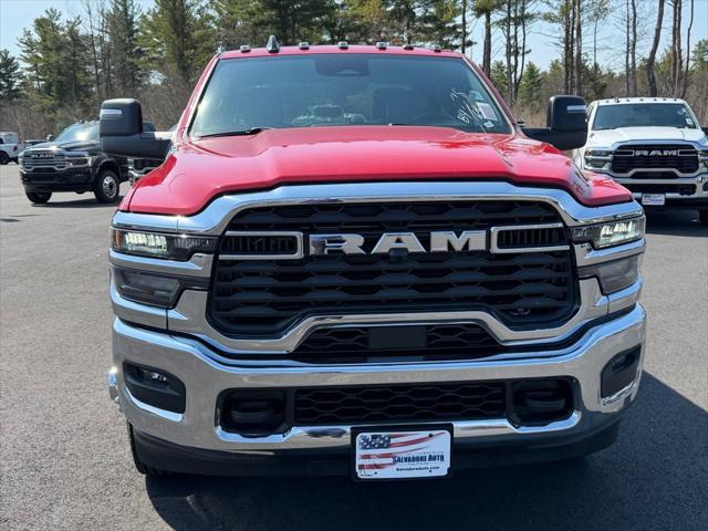 2026 RAM Ram 3500 Chassis Cab RAM 3500 TRADESMAN CREW CAB CHASSIS 4X4 60 CA