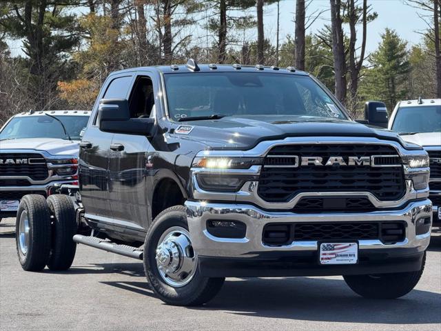 2026 RAM Ram 3500 Chassis Cab RAM 3500 TRADESMAN CREW CAB CHASSIS 4X4 60 CA