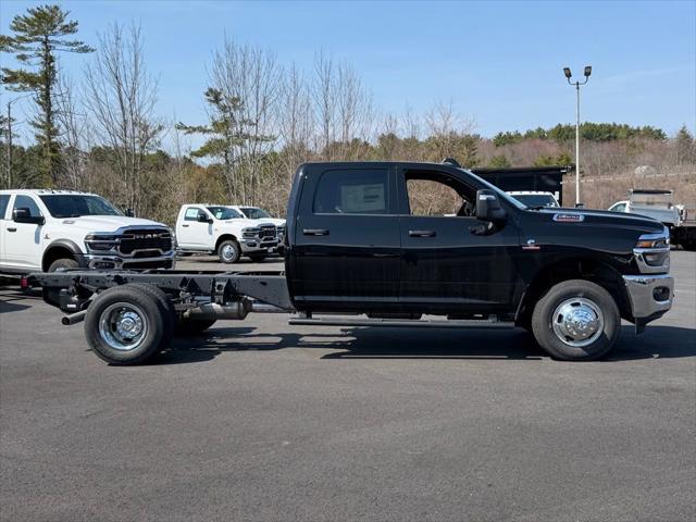 2026 RAM Ram 3500 Chassis Cab RAM 3500 TRADESMAN CREW CAB CHASSIS 4X4 60 CA