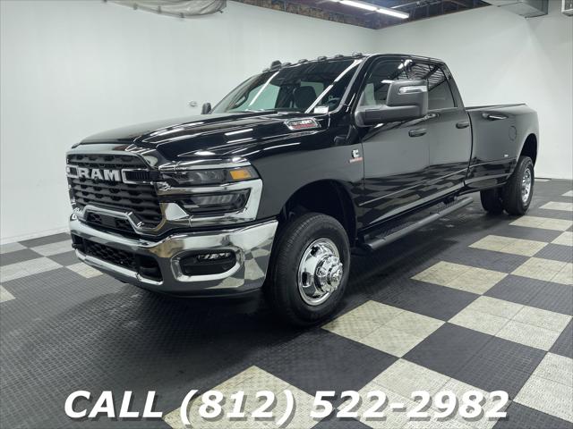 2026 RAM Ram 3500 RAM 3500 TRADESMAN CREW CAB 4X4 8 BOX