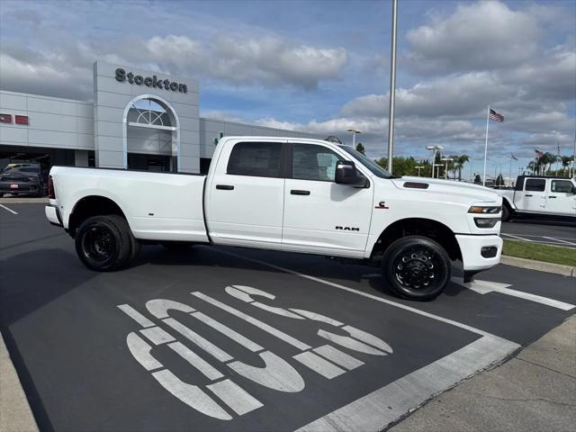2026 RAM Ram 3500 RAM 3500 BIG HORN CREW CAB 4X4 8 BOX