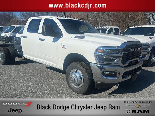 2026 RAM Ram 3500 Chassis Cab RAM 3500 TRADESMAN CREW CAB CHASSIS 4X4 60 CA 2026 RAM Ram 3500 Chassis Cab RAM 3500 TRADESMAN CREW CAB CHASSIS 4X4 60 CA