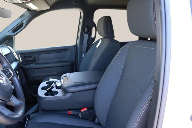 2026 Ram 3500 Tradesman Crew Cab 4x4 8' Box