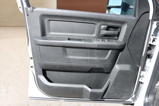 2026 Ram 3500 Tradesman Crew Cab 4x4 8' Box