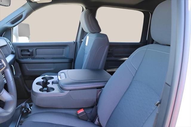 2026 Ram 3500 Tradesman Crew Cab 4x4 8' Box