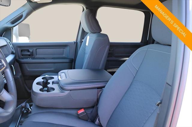 2026 Ram 3500 Tradesman Crew Cab 4x4 8' Box