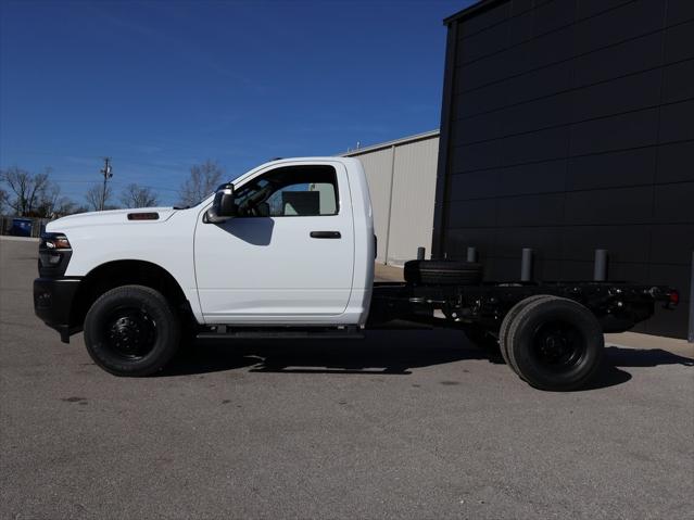 2026 RAM Ram 3500 Chassis Cab RAM 3500 TRADESMAN CHASSIS REGULAR CAB 4X4 60 CA
