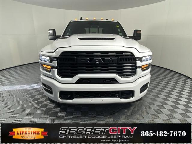 2026 RAM Ram 2500 RAM 2500 BLACK EXPRESS CREW CAB 4X4 64 BOX