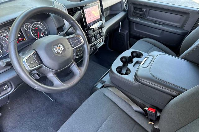 2026 Ram 2500 Black Express Crew Cab 4x4 6'4" Box