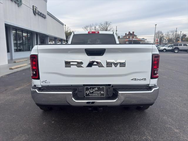 2026 Ram 3500 Tradesman Crew Cab 4x4 8' Box