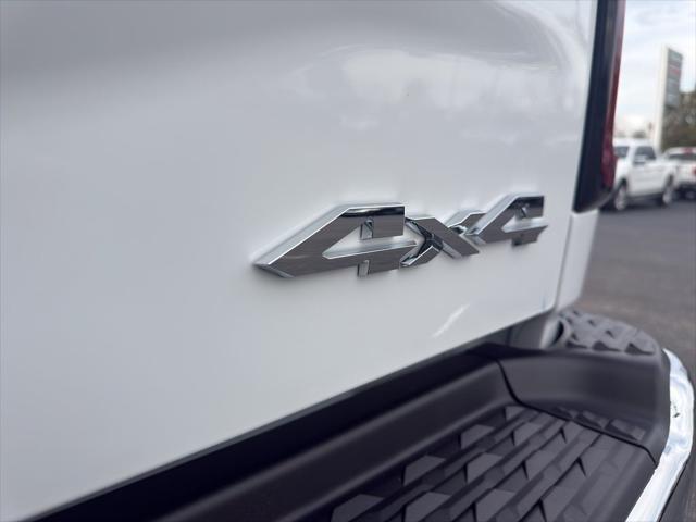 2026 Ram 3500 Tradesman Crew Cab 4x4 8' Box