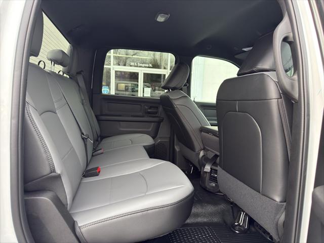 2026 Ram 3500 Tradesman Crew Cab 4x4 8' Box