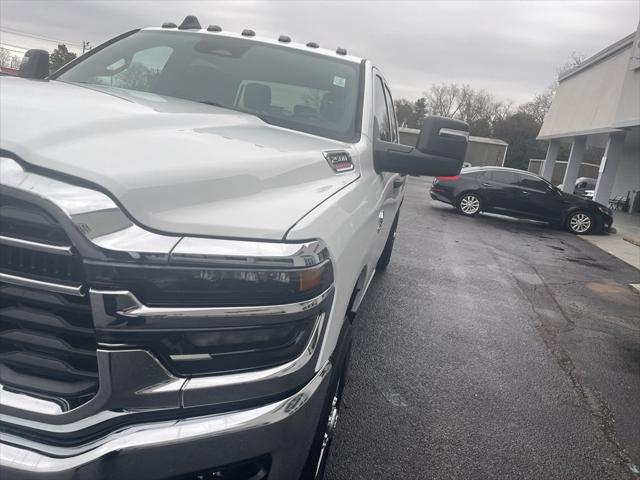 2026 Ram 2500 Tradesman Crew Cab 4x4 8' Box