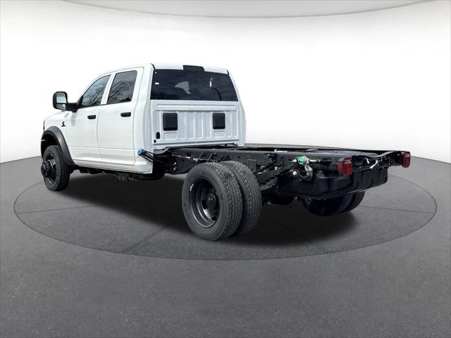 2026 RAM Ram 5500 Chassis Cab RAM 5500 TRADESMAN CHASSIS CREW CAB 4X4 60 CA