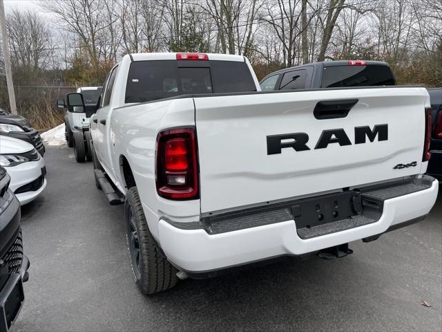 2026 RAM Ram 2500 RAM 2500 BLACK EXPRESS CREW CAB 4X4 64 BOX