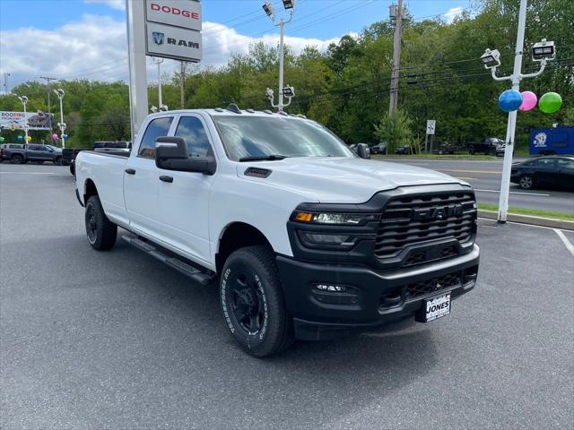 2026 RAM Ram 3500 RAM 3500 TRADESMAN CREW CAB 4X4 8 BOX