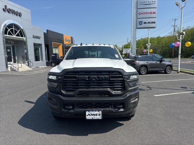 2026 RAM Ram 3500 RAM 3500 TRADESMAN CREW CAB 4X4 8 BOX 2026 RAM Ram 3500 RAM 3500 TRADESMAN CREW CAB 4X4 8 BOX