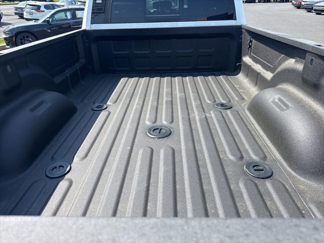 2026 Ram 3500 Tradesman Crew Cab 4x4 8' Box