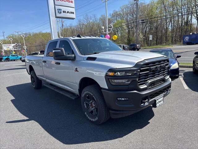 2026 Ram 3500 Tradesman Crew Cab 4x4 8' Box