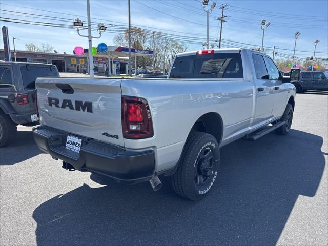 2026 Ram 3500 Tradesman Crew Cab 4x4 8' Box